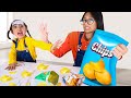 Maddie Kaden Caught Snacking Healthy Food Lesson For Kids