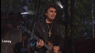 Ozzy Osbourne &amp; Tony Iommi   Paranoid Buckingham Palace Garden, London, 2002