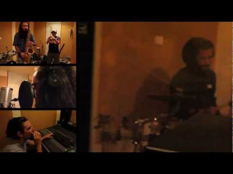 D.F feat. Eisvoleas & Taki Tsan - KYRIE YPOURGE [ Making Off ]