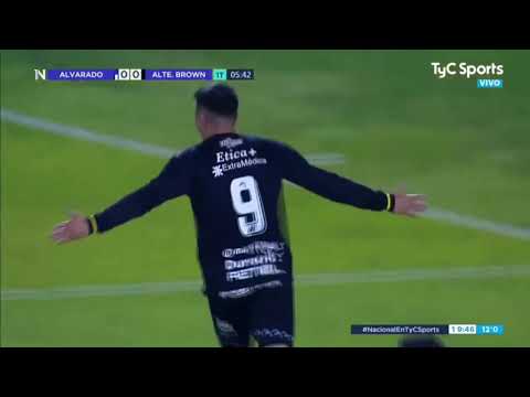 Florian Monzon ( Avant Centre ) Club Almirante Brown