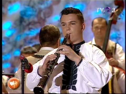 Festivalul Strugurele de Aur 2013   Marius Nicoara (taragot)  06