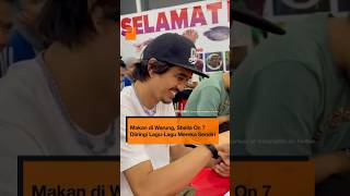 Download lagu POV makan di warung ketemu penyanyi aslinya 😂 #sheilaon7 #vindes mp3 Download lagu POV makan di warung ketemu penyanyi aslinya 😂 #sheilaon7 #vindes mp3