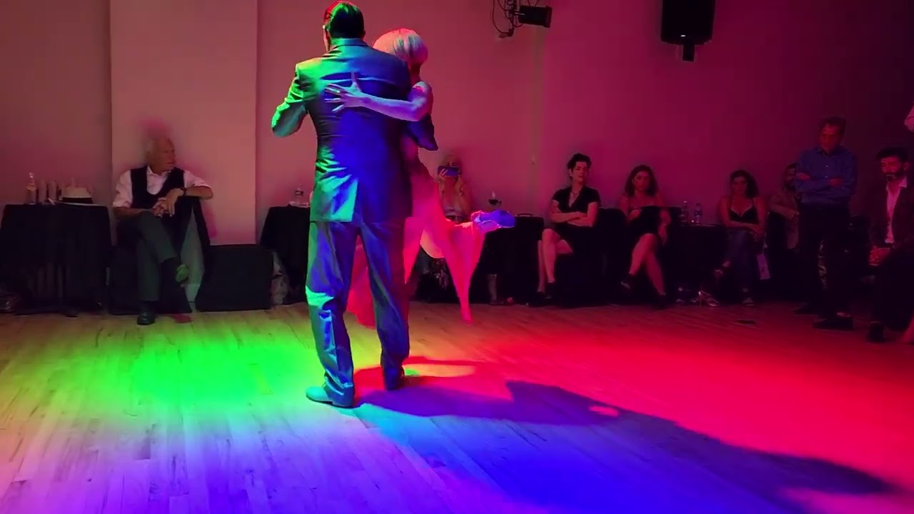 Argentine Tango Analía Carreño & Luis Ramirez   El Huracan