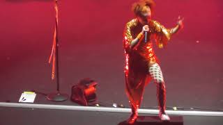 Garbage, live, 15 Sept 2018, Brixton, O2 Academy, London, Part 07, Lick the Pavement