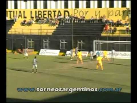 Libertad (S) 2 - Crucero del norte 1 - Torneo Argentino A - 03/10/2010