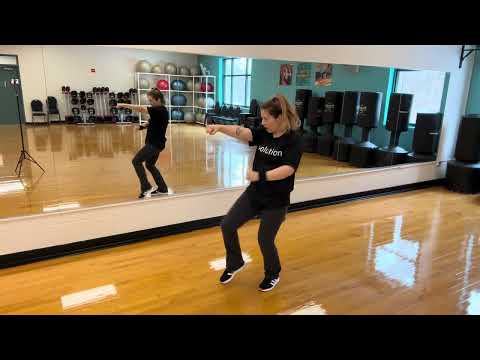 Zumba with Arielle - “Manos (I Like To Move It)” by Léa Zelia, MIMAA, and Noelia