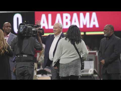 Crowd boos Phillip Fulmer at SEC Championship Game