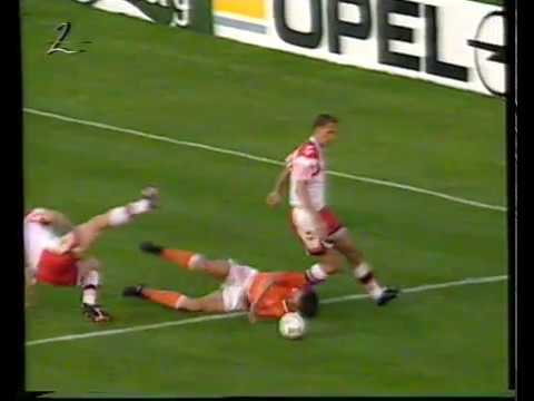 Famous Henrik Andersen injury during Euro 1992 (was it a penalty, though?)