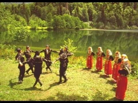 Kevork Hadjian and Anahit Papaian - Art me ounim (Armenian folk song)