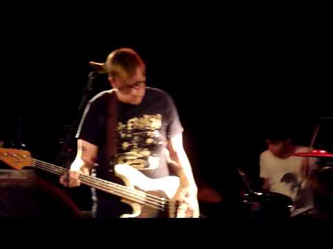 Beach Community & Derailed & Constant Nothing, by Joyce Manor @ Kavka Antwerpen (2014), Part I
