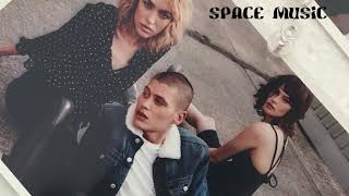 Nessly - Doves Cry, Love Dies