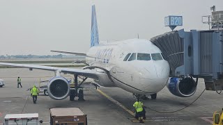 United Airlines Airbus A320-232 (N459UA) UA1182 ORD-SJC