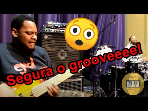 BASS COVER - UNITED AS ONE TOUR 2013 VARO,THAD, AYRON, TITUS SOUNDCHECK