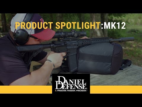 Samonabíjecí puška Daniel Defense DDM4 MK12
