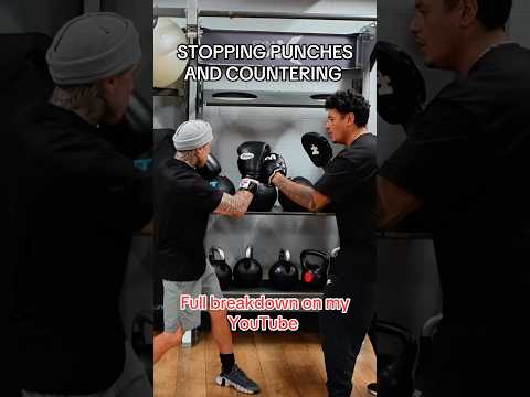 Stopping punches and countering COMBO BREAKDOWN Full details on my channel #boxing #boxeo #mittwork