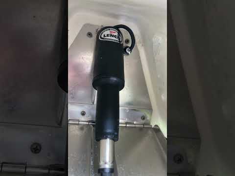 DIY changing your Lenco trim tab actuator. #fishhuge 😉