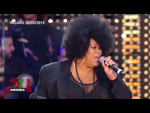 Bob Sinclar & Dawn Tallman - Feel The Vibe - Live Milano 2015 (HD)