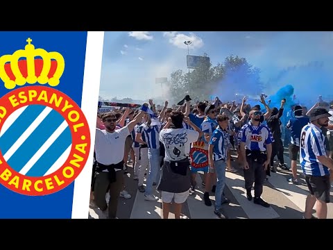ESPECTACULAR recibimiento de los aficionados al Espanyol en la previa a la UD Las Palmas | LALIGA