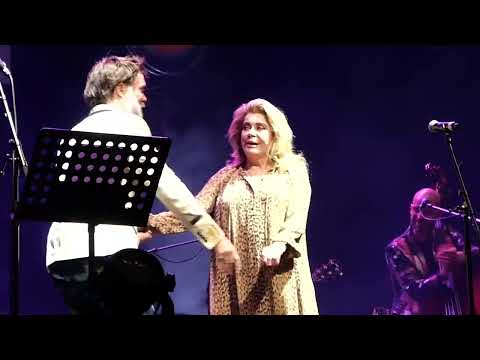 Rufus Wainwright & Catherine Deneuve - Dieu est un Fumeur de havanes - Paris - Le Grand Rex, 30-3-22