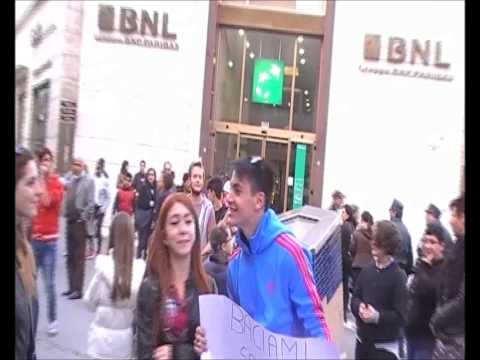 Baciami , sono disperato (NAPOLI)