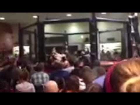 Brandon shell vs Nathan Napora