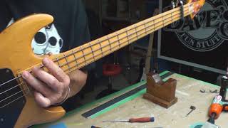 Video thumbnail for Gibson Grabber Bass Guitar by Dave's World of Fun Stuff