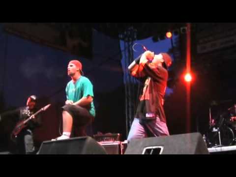 Straight - Nezůstávej stát