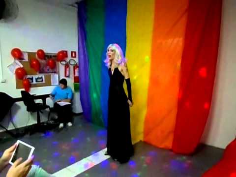 Raquel Stylle no Centro de Referencia e Defesa da Diversidade - 17-05-15