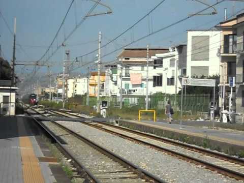 VideoFerroviari in Campania - Stazione di Acerra Transito Italo