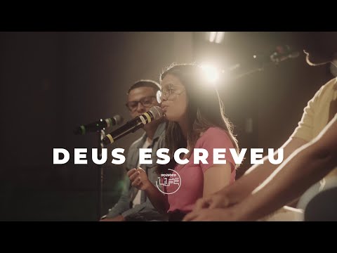 Acústico LIFE - Deus Escreveu (Clipe Oficial)
