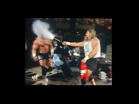 Best of WWE 1999: Al Snow vs Bob Holly - WWF Hardcore Championship (Highlights)