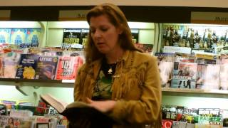 Michelle Wilson Meets Galadrielle Allman at Her Book Signing 4-9-14