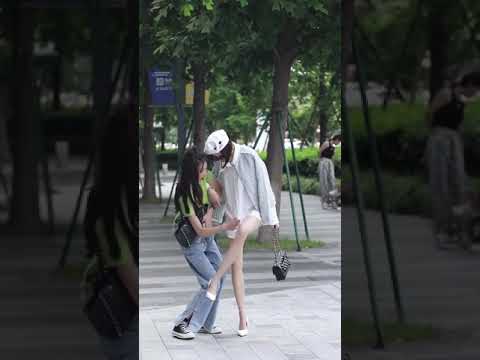 10 Girls wear no pants. What Street dress and wear everyday share