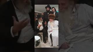 1 בנובמבר 2024 (רדיו כל האמת) - התמונה מוצגת ישירות מתוך אתר האינטרנט יוטיוב. זכויות היוצרים בתמונה שייכות ליוצרה. קישור קרדיט למקור התוכן נמצא בתוך דף הסרטון