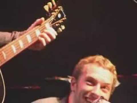 Chris Martin & Noel Gallagher - Live Forever