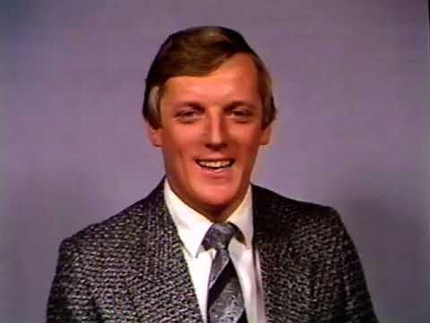 VHS Video - 1986 VFL Season - Pro Football with Sandy Roberts