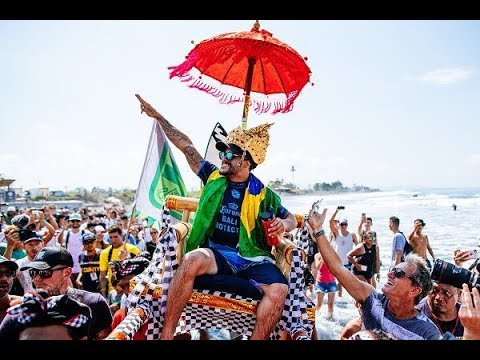 ÍTALO FERREIRA CAMPEÃO! Final do Corona Bali Protected 2018 -Italo Ferreira x Michel Bourez
