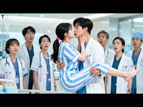 At 18, she wakes up in her married body—amnesiac, she fiercely pursues and protects her husband!