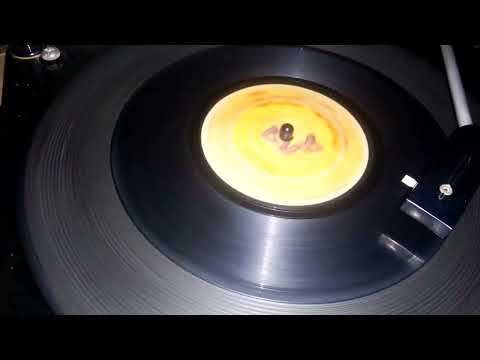 BAD OULA 02 SIDE A. AUMA MILLY. BY OWUOR JAMAPERA. OULA KINGS BAND.