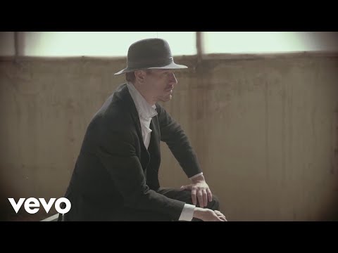 B. P. Convention Big Band, Josipa Lisac - Čovjek S Tisuću Mana