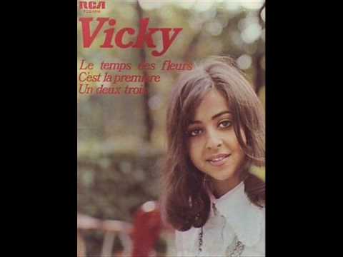Βίκυ Λέανδρος - Μού Λείπεις - Vicky Leandros