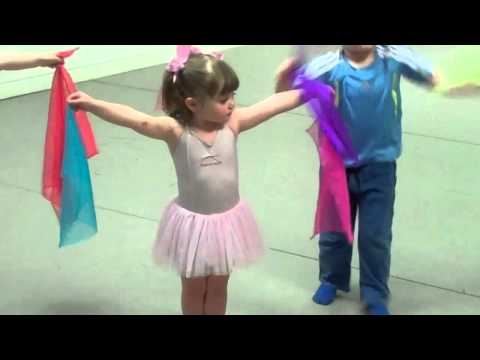 Kitty moves up to the babyballet® Movers and Tappers dancing class at babyballet®!