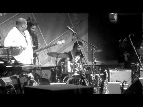 Jesse Fischer & Soul Cycle feat. Justin Tyson - K.C. Bounce