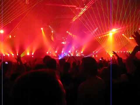 Meccano Twins & Mad Dog [Masters of Hardcore - The Vortex of Vengeance (2012)]