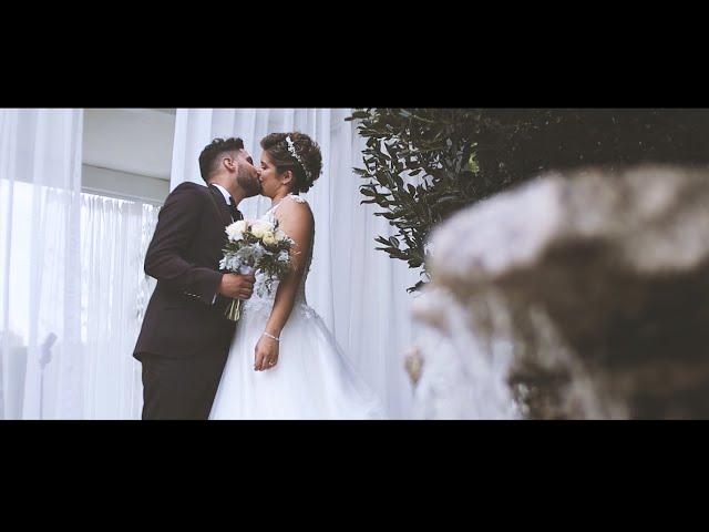 cidade do porto, dia do casamento, same day edit, preparativos, vestido de noiva, fato do noivo, sorriso, alegria, esperança, sentimento, momentos, beijo, eternidade, união, Quinta da Aldeia, diversão, dança, festa, música, toque, amor, corte do bolo