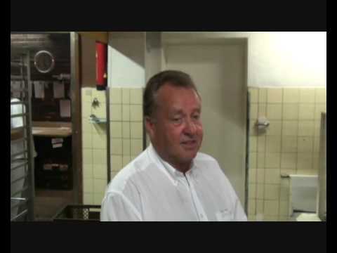 Reinhard Buchhorn im Praktikum bei Bäcker Efferoth (Teil 5) (26.08.2009)