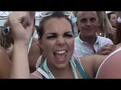 Street Parade 2014 ONE NATION LOVEMOBILE MR.DA-NOS & LeeRoy