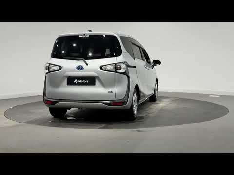 Toyota Sienta 7 SEATER HYBRID AUTOMATIC - Image 2