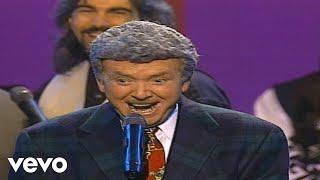 Bill &amp; Gloria Gaither - God Takes Good Care of Me [Live] ft. Gaither Vocal Band, Jake Hess