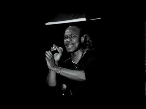 RICHARD FLASH: FOUTO